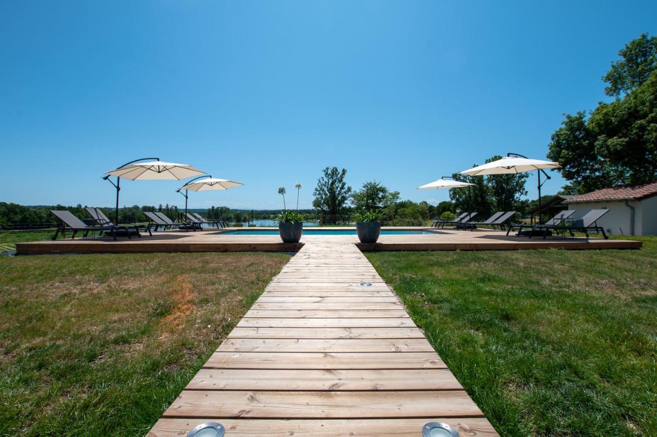 La Villa Face Au Lac Saramon Extérieur photo